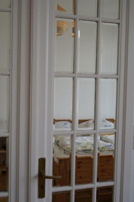Schoene Ferienwohnung Mit Zwei Schlafzimmern เควดลินบวร์ก ภายนอก รูปภาพ