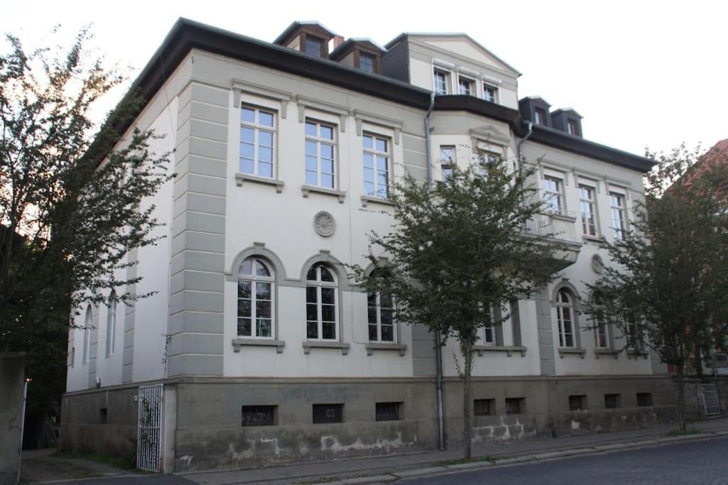 Schoene Ferienwohnung Mit Zwei Schlafzimmern เควดลินบวร์ก ภายนอก รูปภาพ