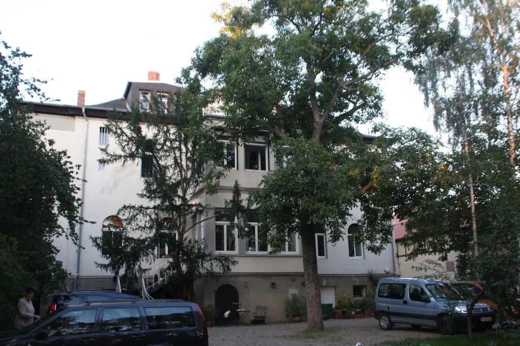 Schoene Ferienwohnung Mit Zwei Schlafzimmern เควดลินบวร์ก ภายนอก รูปภาพ