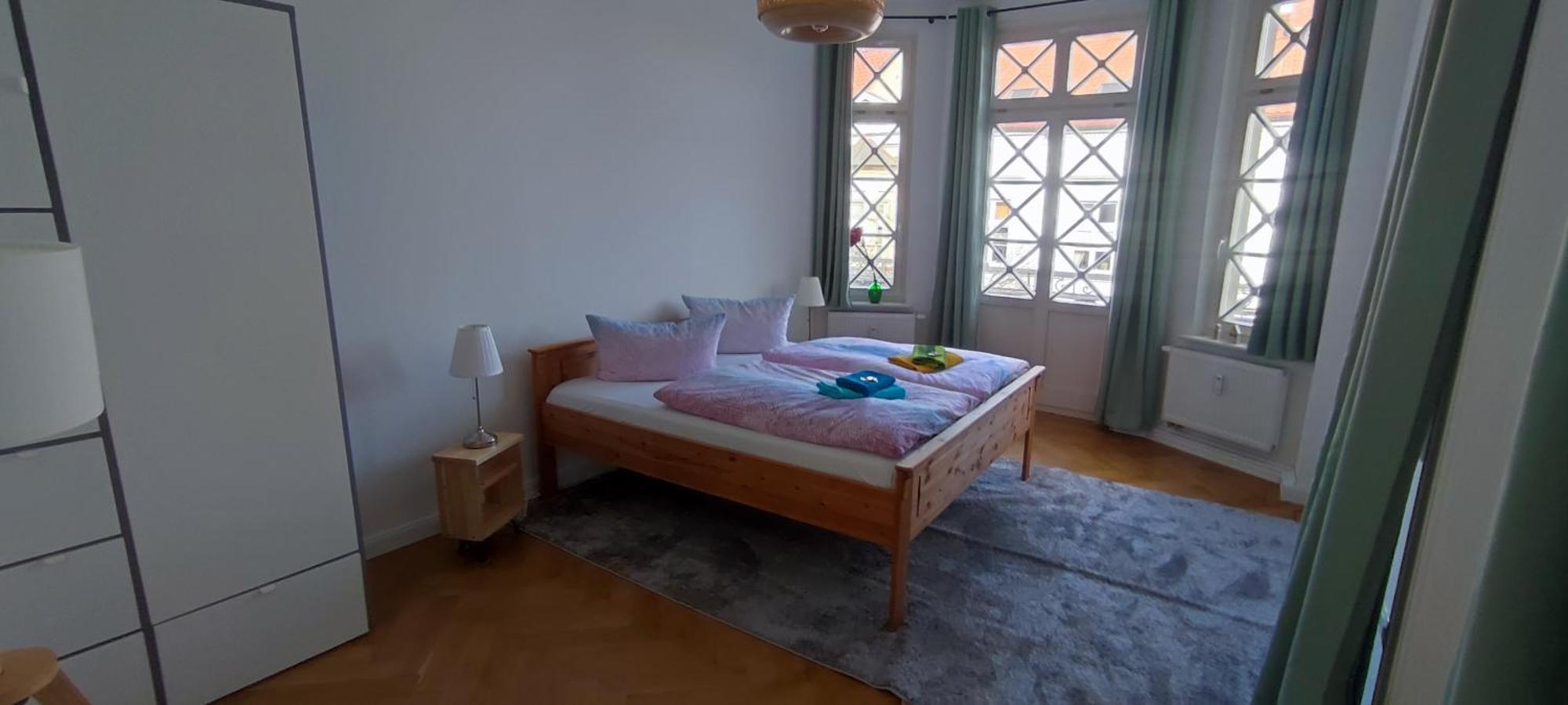 Schoene Ferienwohnung Mit Zwei Schlafzimmern เควดลินบวร์ก ภายนอก รูปภาพ